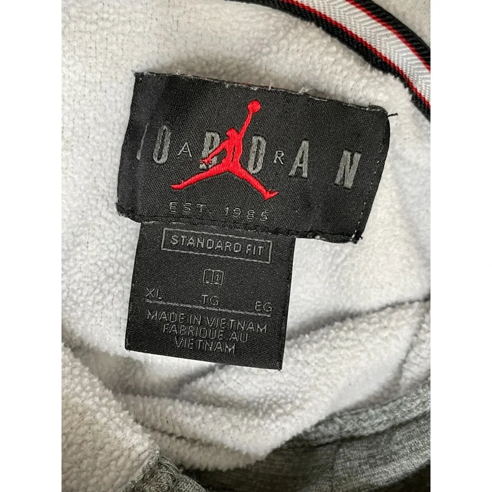Air Jordan Men's XL Gray Hoodie Polyester Pullover‎ Drawstring Activewear Sports